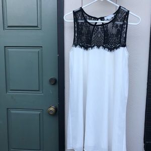 Socialite elegant black lace white dress